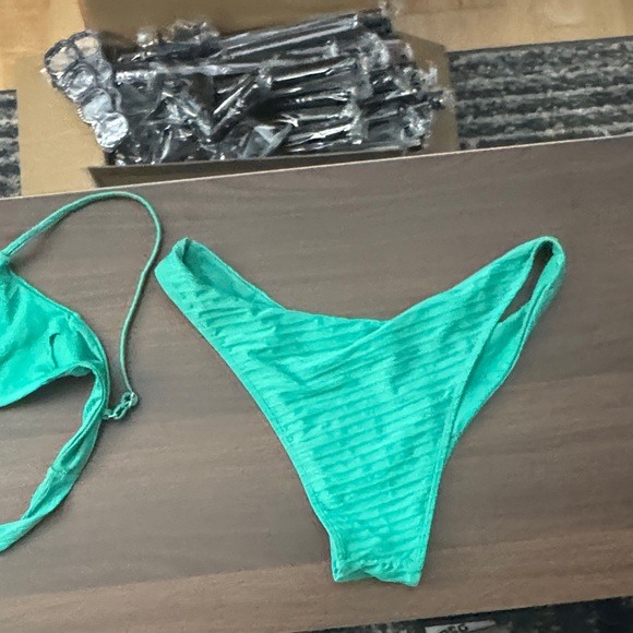 Monday Swimwear Teal Bikini Set - Picture 8 of 9